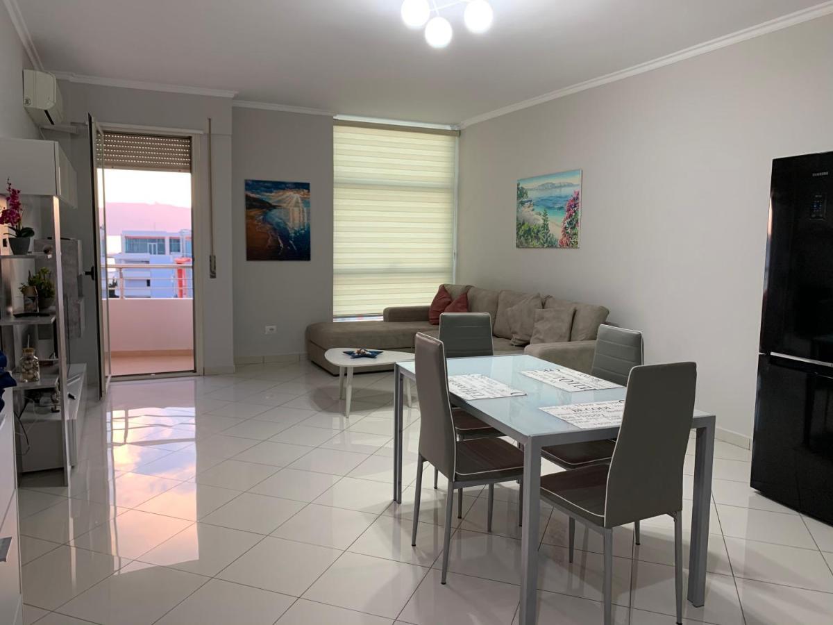Pearl Seaview Апартаменти Вльора
